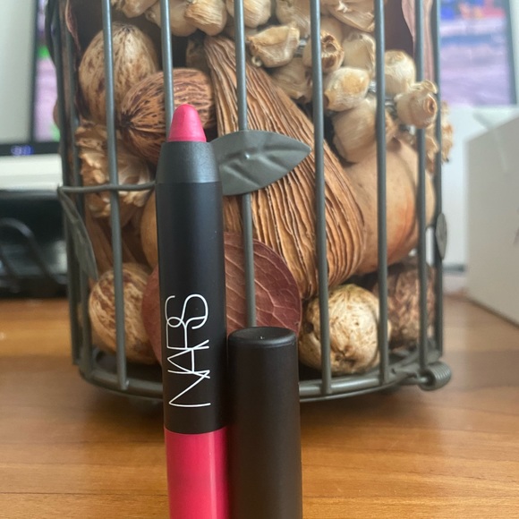 NARS lipstick pencil let's go crazy 5855 - Picture 2 of 4